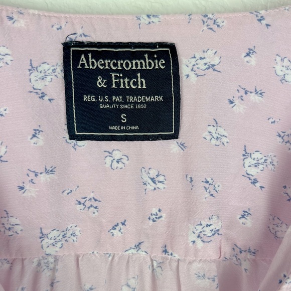 Abercrombie and Fitch V Neck Tie Front with Rouche Sleeves Floral Print Size S - Picture 2 of 6